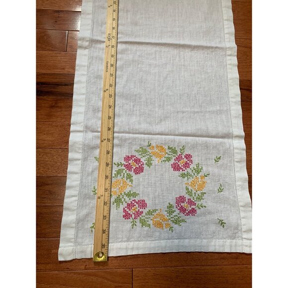 Handmade Embroidered Linen Table Runner with Floral Wreath Design - 36" X 15" - Picture 4 of 7